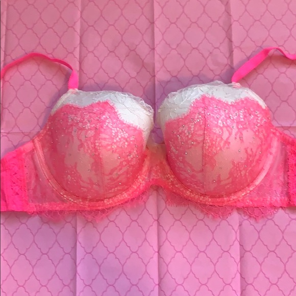 Victoria's Secret Other - Victoria’s Secret Dream Angels Lined Demi 32ddd